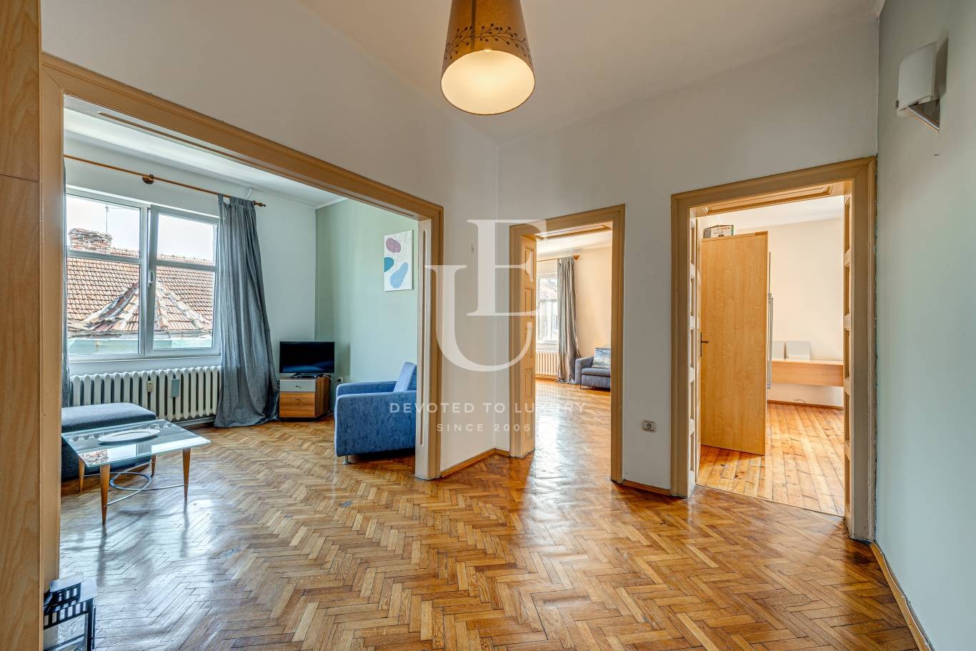 Продава МНОГОСТАЕН, гр. София, Център, снимка 2 - Апартаменти - 51972921