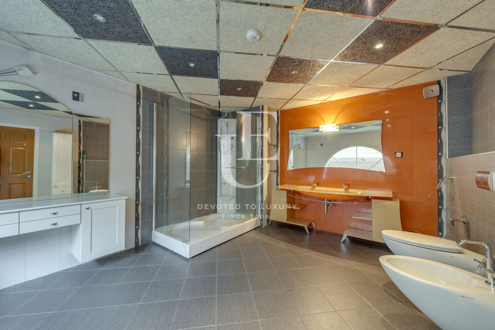 Продава КЪЩА, гр. София, в.з.Киноцентъра, снимка 10 - Къщи - 55015704