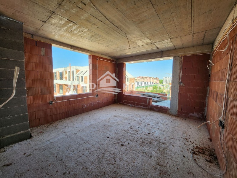 Продава  3-стаен град Пловдив , Остромила , 119 кв.м | 36680628 - изображение [2]