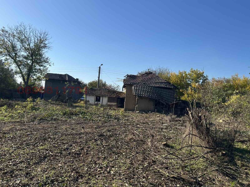 Продава КЪЩА, с. Варана, област Плевен, снимка 5 - Къщи - 52779776