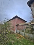 Продава КЪЩА, област Плевен, с. Тученица • 21500 € / 42050.35 лв. • 99791098 1