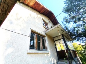 House Bankya, Sofia 4