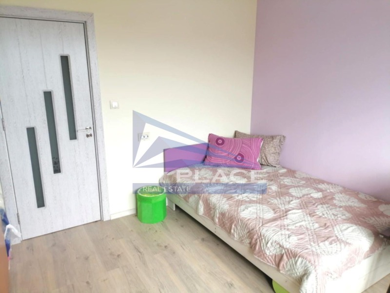 In vendita  2 camere da letto Shumen , Everest , 85 mq | 11674396