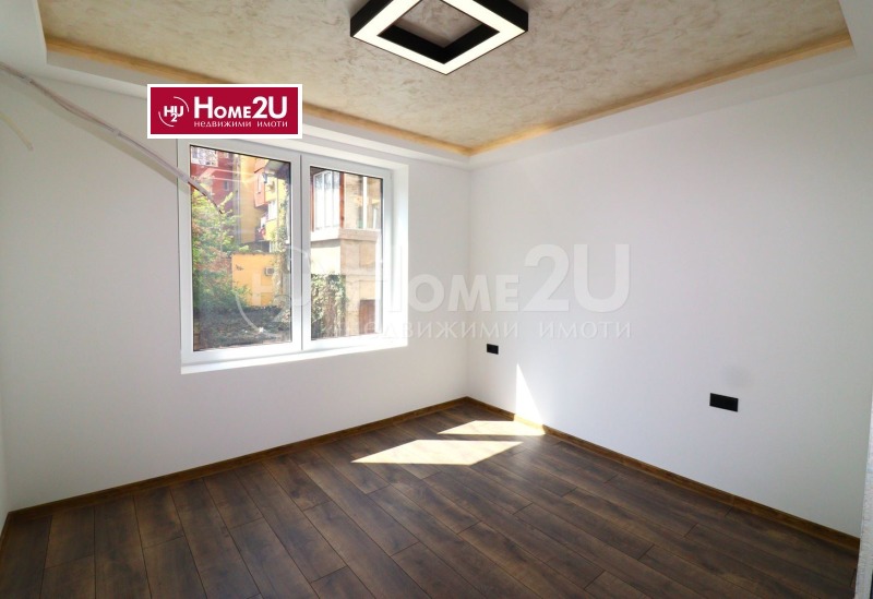 Продава  Етаж от къща град София , Център , 79 кв.м | 54248611