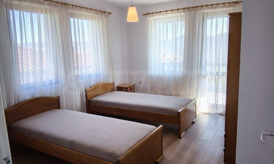 Продава КЪЩА, с. Оброчище, област Добрич, снимка 8 - Къщи - 54206382