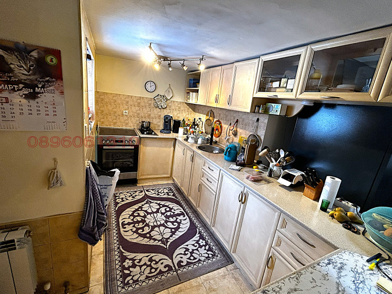 Продава КЪЩА, с. Поляна, област Ямбол, снимка 4 - Къщи - 53346625