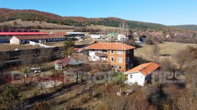 Hus Ihtiman, region Sofia 1