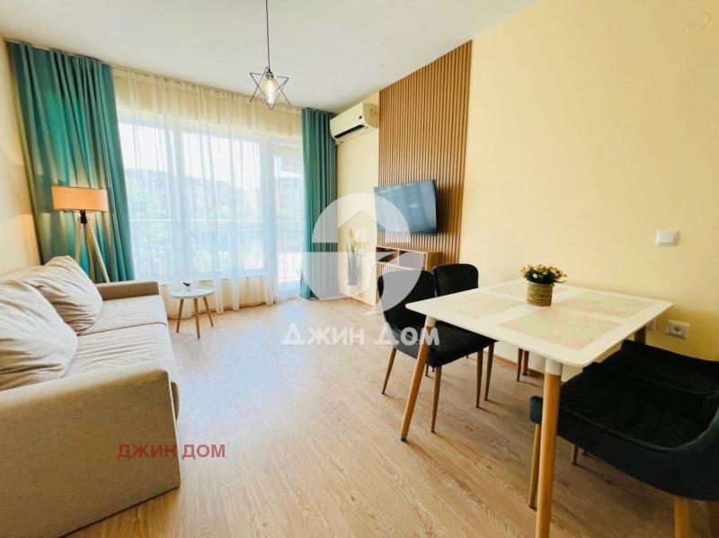 À venda  1 quarto região Burgas , k.k. Slantchev briag , 73 m² | 54907647