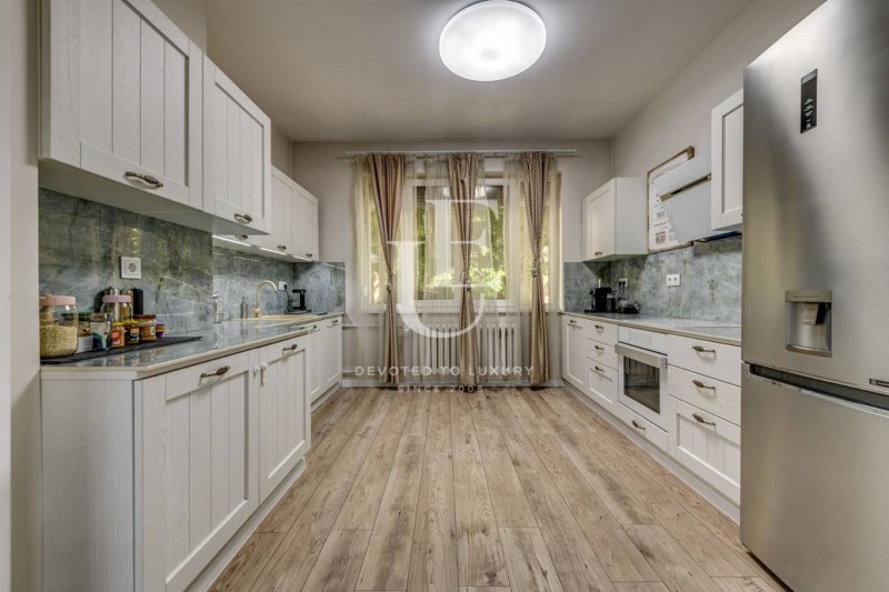 Продава 4-СТАЕН, гр. София, Докторски паметник, снимка 9 - Апартаменти - 51205835