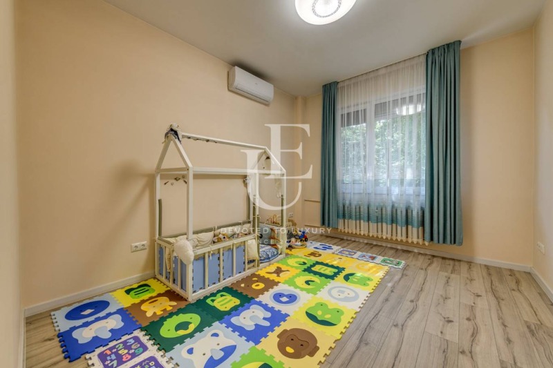 Продава 4-СТАЕН, гр. София, Докторски паметник, снимка 14 - Апартаменти - 51205835