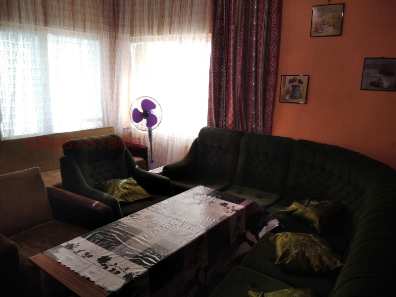 Продава КЪЩА, с. Дъбовец, област Хасково, снимка 10 - Къщи - 52783564