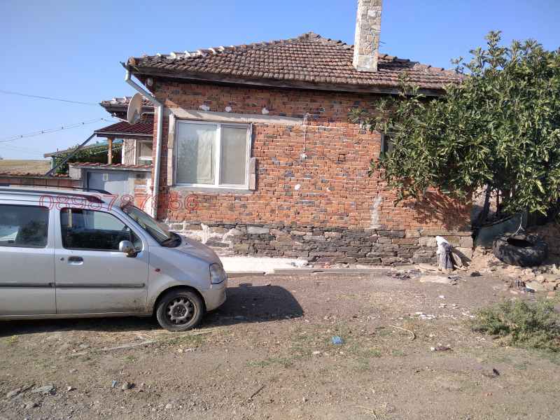 Продава КЪЩА, с. Дъбовец, област Хасково