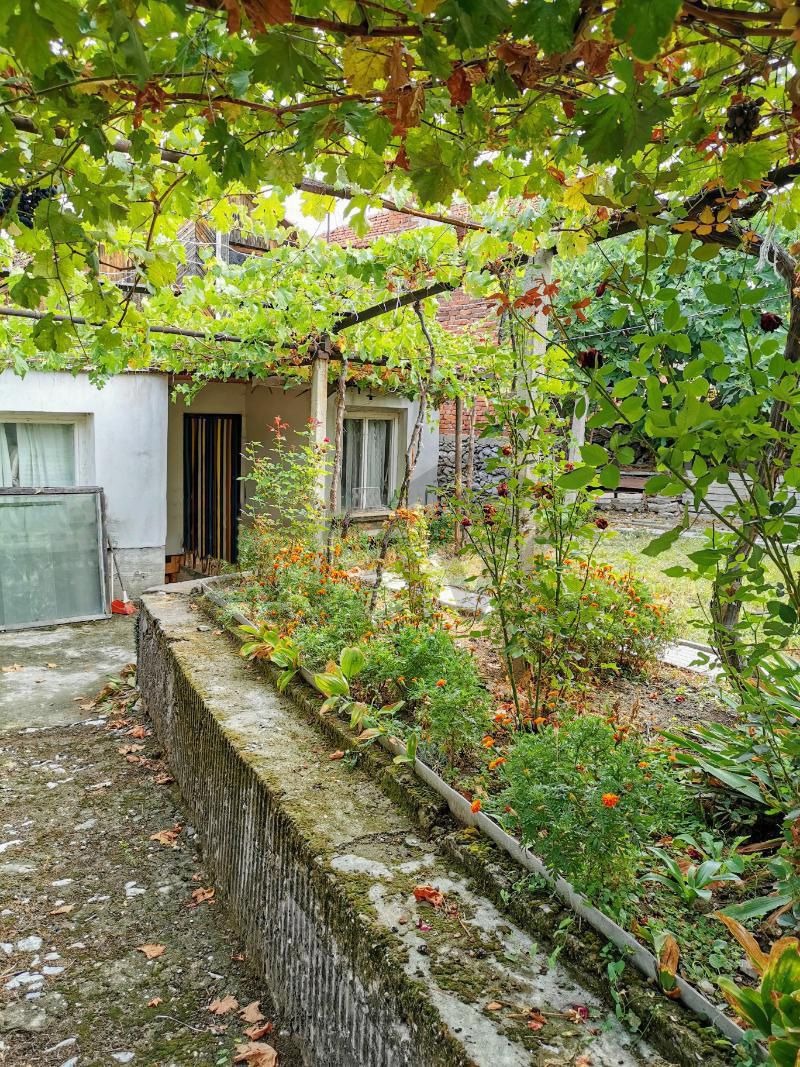 Zu verkaufen  Haus region Plowdiw , Brestowiza , 50 qm | 11470787 - Bild [2]