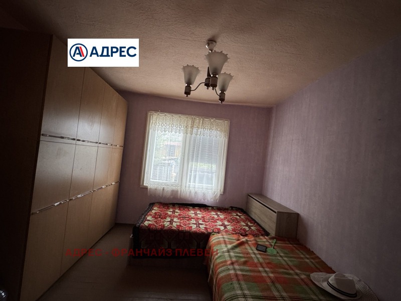 Продава КЪЩА, с. Старо село, област Враца, снимка 8 - Къщи - 52600584