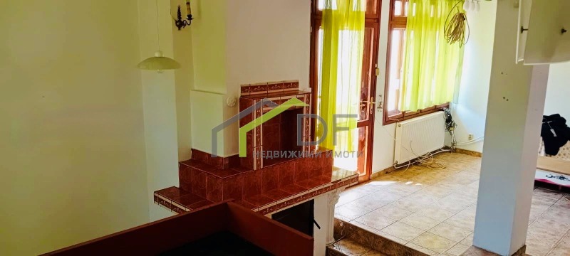 Продава КЪЩА, с. Приселци, област Варна, снимка 5 - Къщи - 52438994