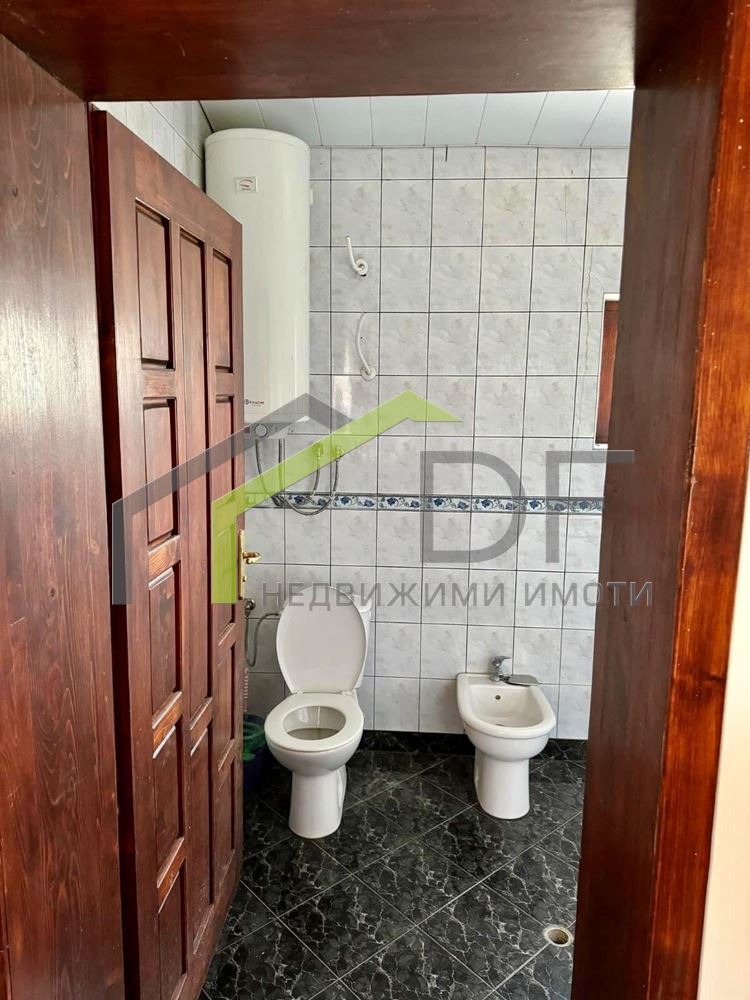 Продава КЪЩА, с. Приселци, област Варна, снимка 7 - Къщи - 52438994