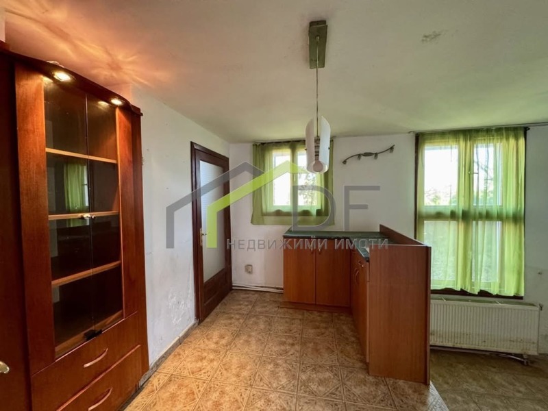 Продава КЪЩА, с. Приселци, област Варна, снимка 7 - Къщи - 52438994