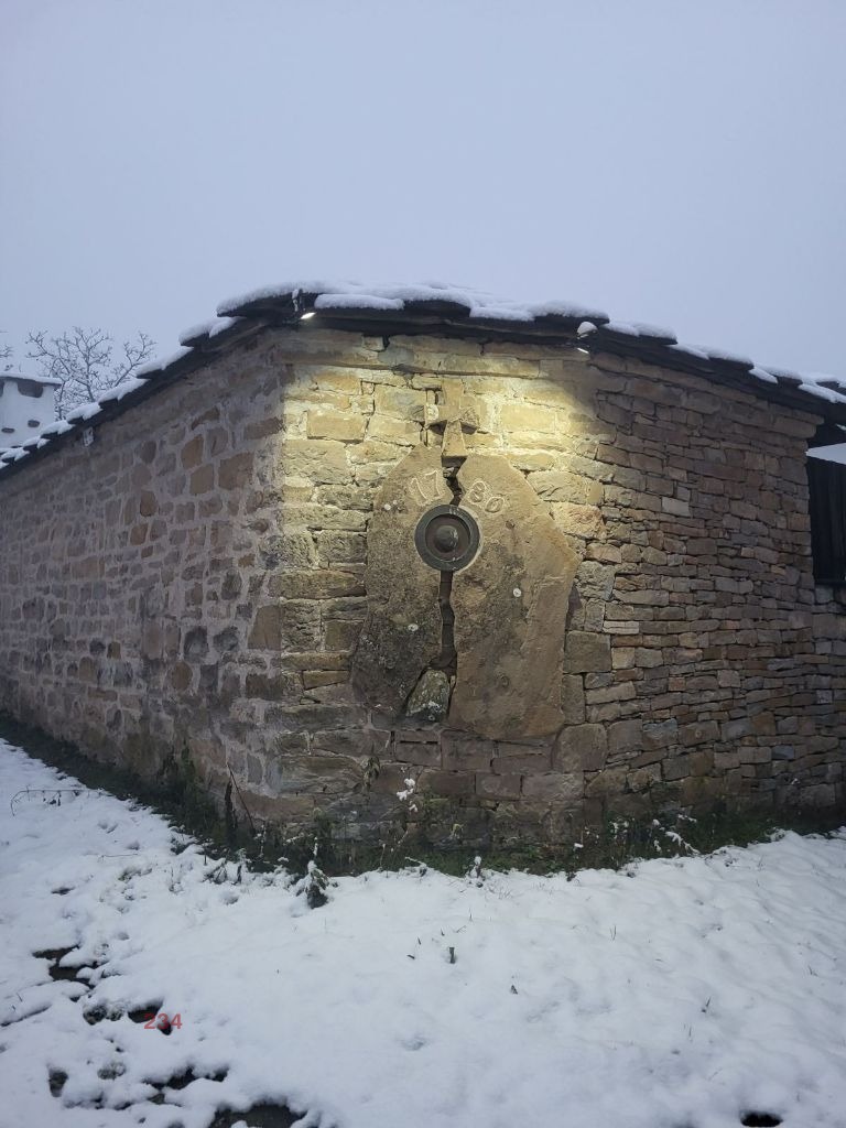 Продава КЪЩА, с. Орловци, област Габрово, снимка 2 - Къщи - 55719148