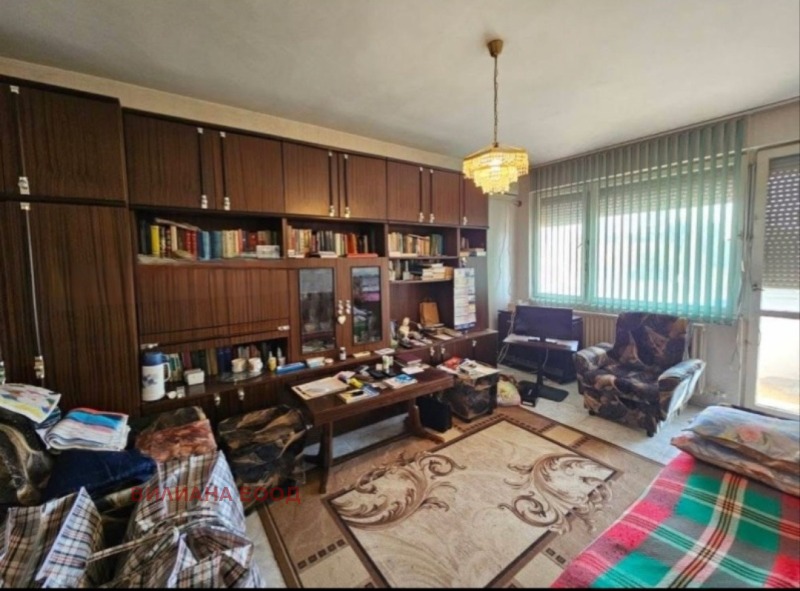 Продава 3-СТАЕН в област Велико Търново, гр. Горна Оряховица - 72 кв.м / 74 000 € » 144 731.42 лв., ВИЛИАНА ЕООД