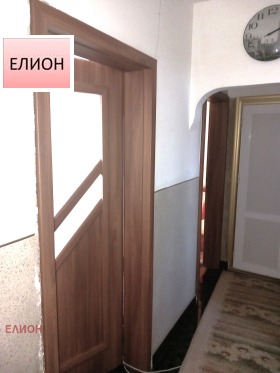 2 slaapkamers Iztok, Pernik 14