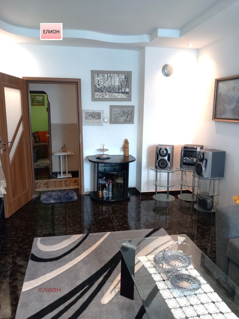 Te koop  2 slaapkamers Pernik , Iztok , 90 m² | 97674522 - afbeelding [4]