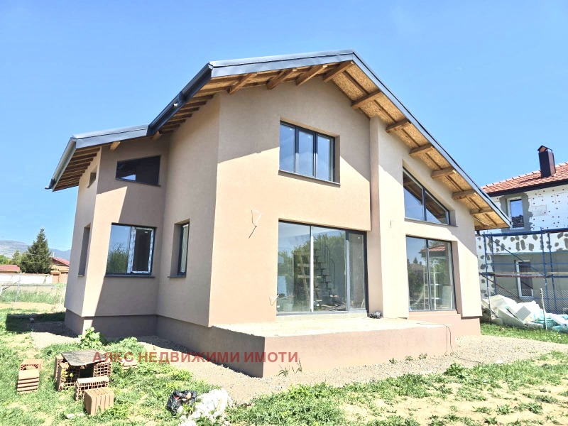Til salg  Hus Sofia , Zhiten , 160 kvm | 67929423 - billede [5]