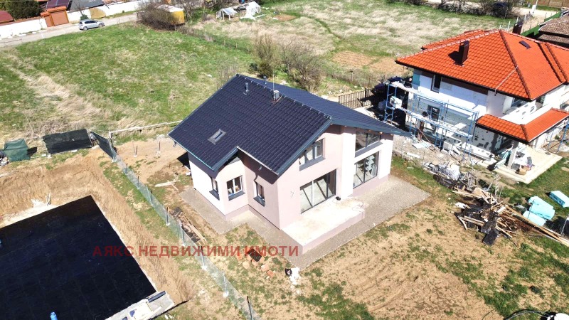 Til salg  Hus Sofia , Zhiten , 160 kvm | 67929423 - billede [4]