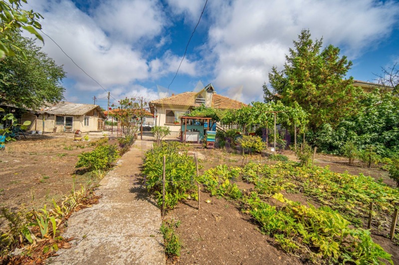 Продава КЪЩА, гр. Балчик, област Добрич, снимка 3 - Къщи - 53094641