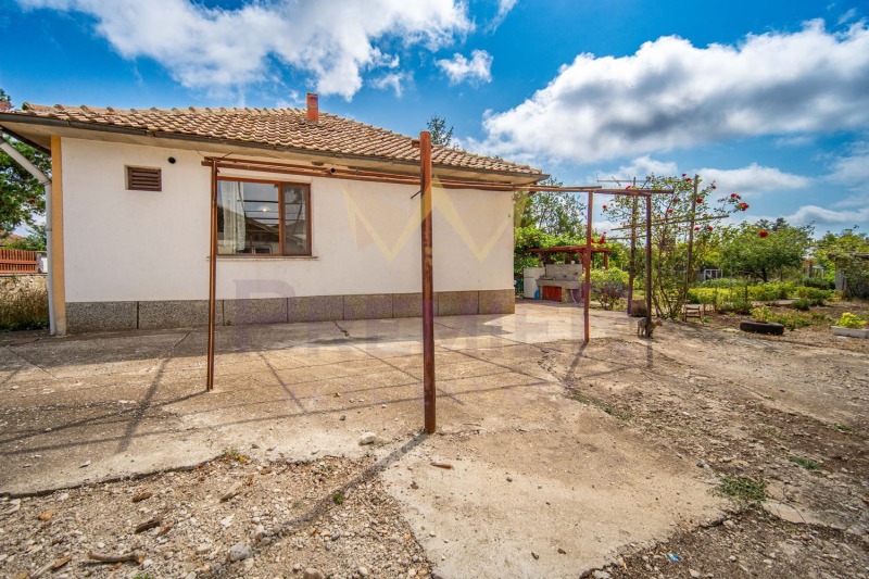 Продава КЪЩА, гр. Балчик, област Добрич, снимка 4 - Къщи - 53094641