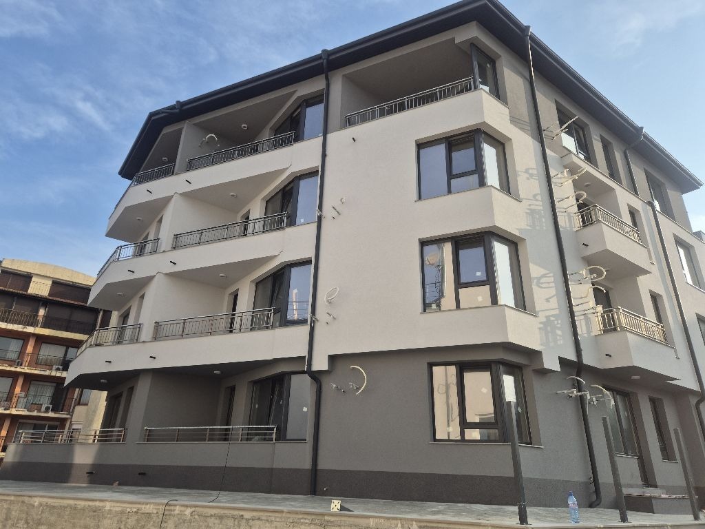 Продава 2-СТАЕН, гр. Царево, област Бургас, снимка 2 - Апартаменти - 48870171