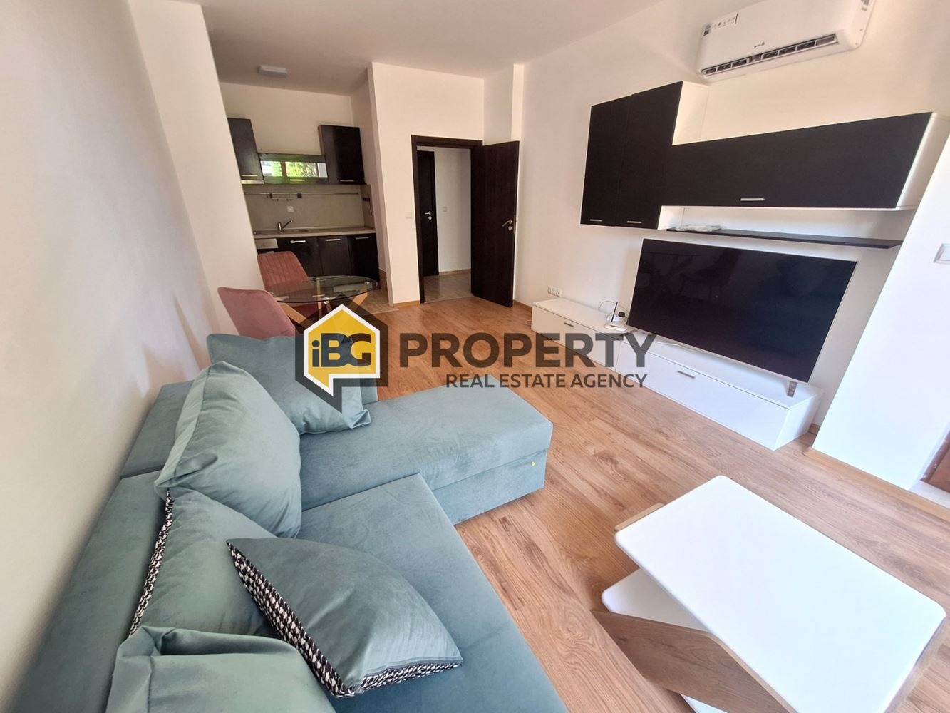 Продава 2-СТАЕН, гр. Бяла, област Варна, снимка 2 - Апартаменти - 53800950