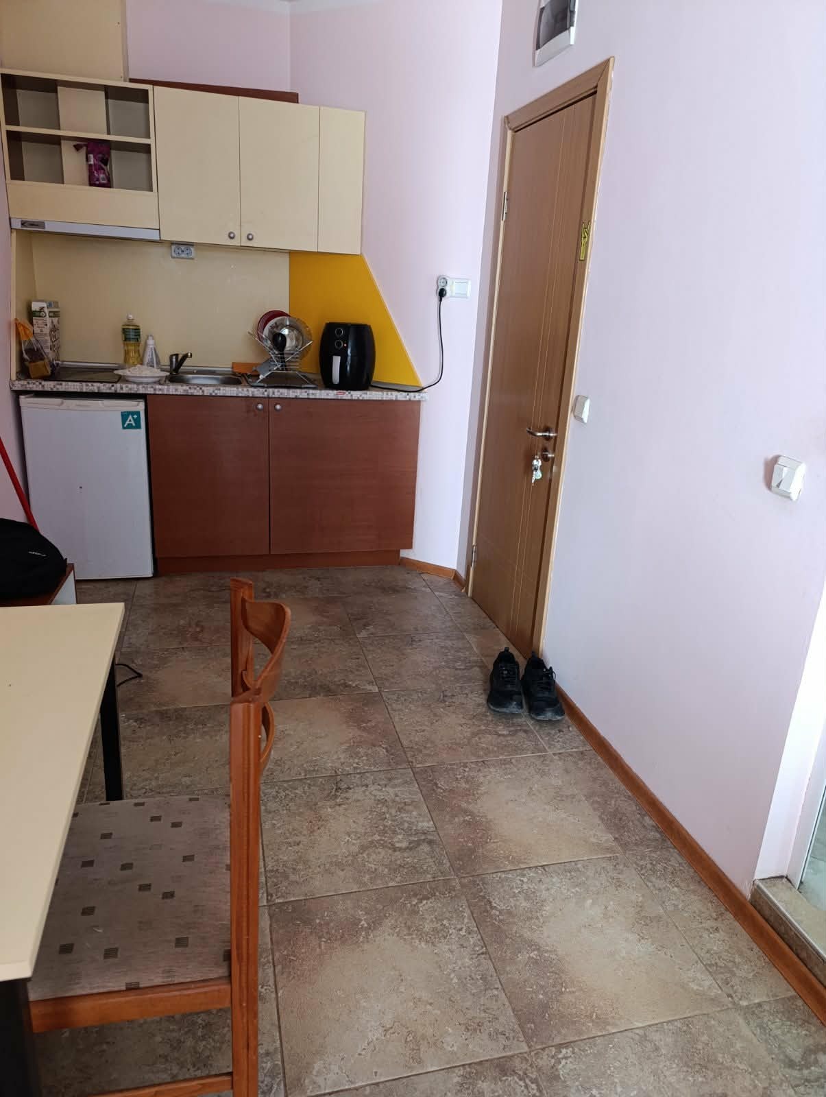 Продава 3-СТАЕН, гр. София, Студентски град, снимка 2 - Апартаменти - 54069742