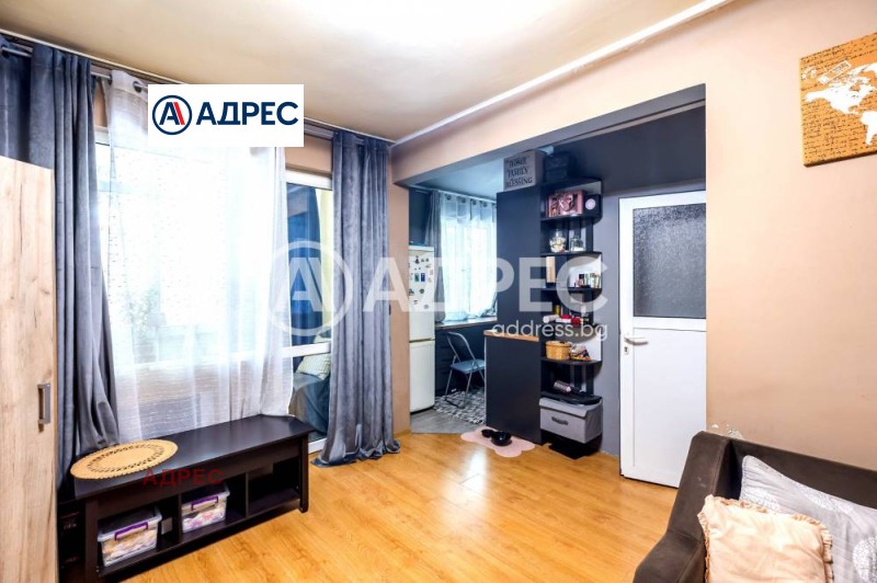 In vendita  1 camera da letto Varna , Kolhozen pazar , 52 mq | 50338522