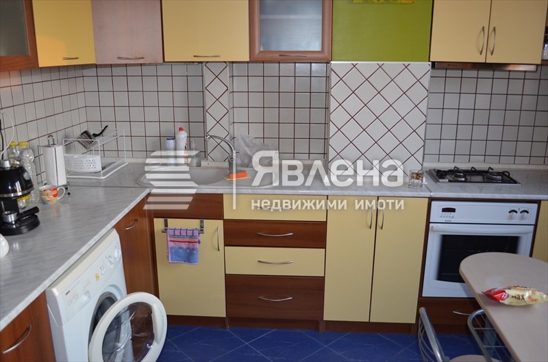 Продава 3-СТАЕН, гр. Пловдив, Тракия, снимка 3 - Aпартаменти - 48202879