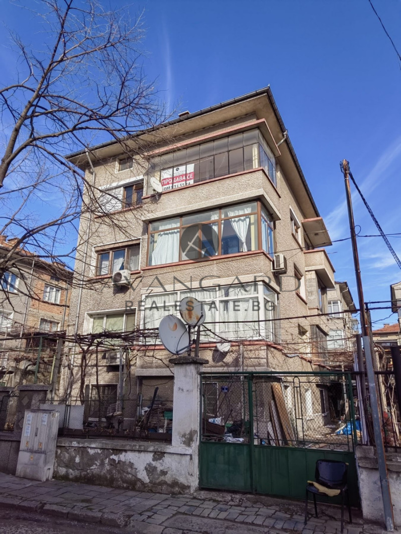 En venta  Piso de la casa Plovdiv , Karshiyaka , 120 metros cuadrados | 82472374 - imagen [16]