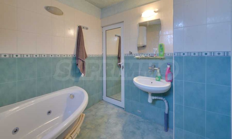 Продава КЪЩА, гр. София, Горубляне, снимка 16 - Къщи - 52445797