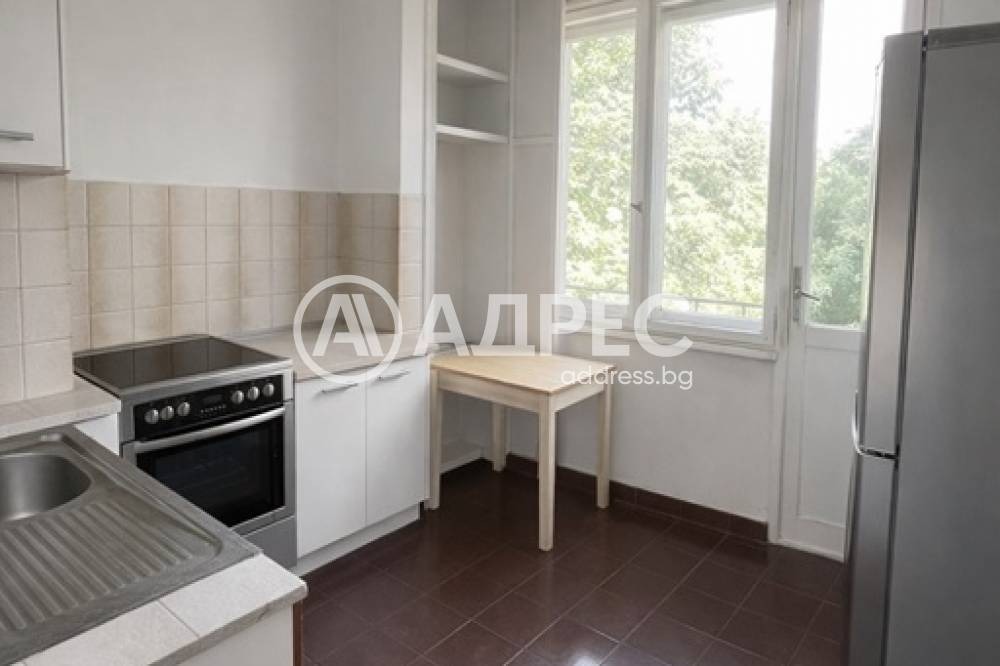 Продава 3-СТАЕН, гр. София, Лагера