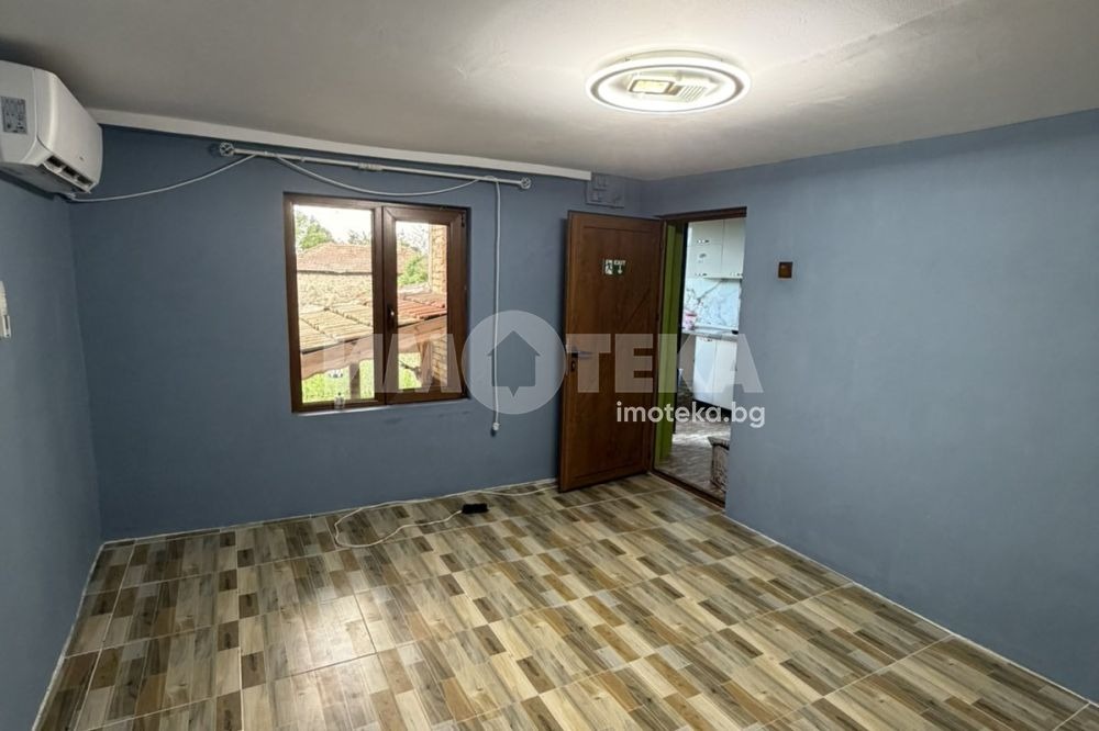 Продава КЪЩА, с. Вратарите, област Добрич, снимка 10 - Къщи - 55528566