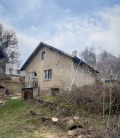 Продава КЪЩА, град София, с. Железница • 139000 € / 271860.37 лв. • 84225610 3