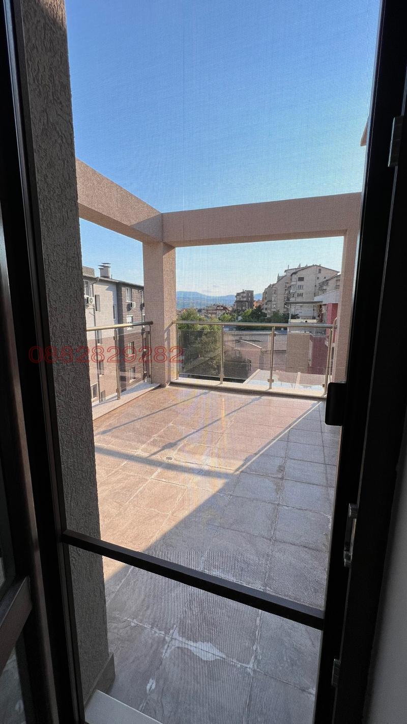 Продава 3-СТАЕН, гр. Благоевград, Освобождение, снимка 16 - Апартаменти - 52780661