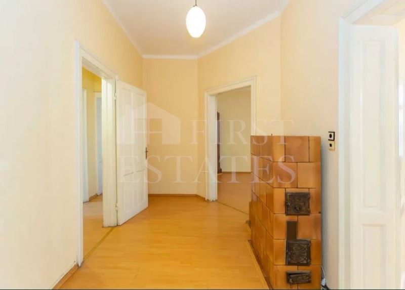 Na prodej  2 ložnice Sofia , Centar , 123 m2 | 92511337 - obraz [14]