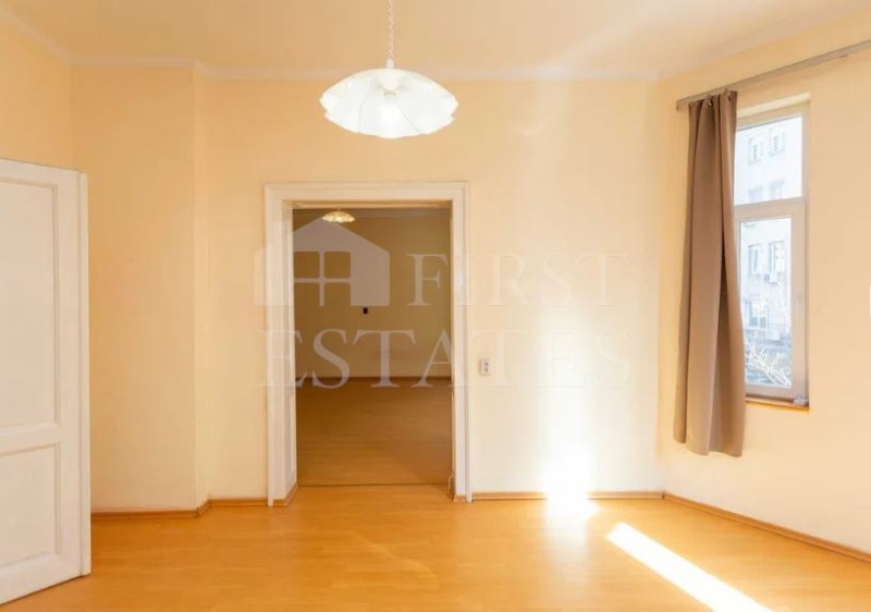 Na prodej  2 ložnice Sofia , Centar , 123 m2 | 92511337 - obraz [8]