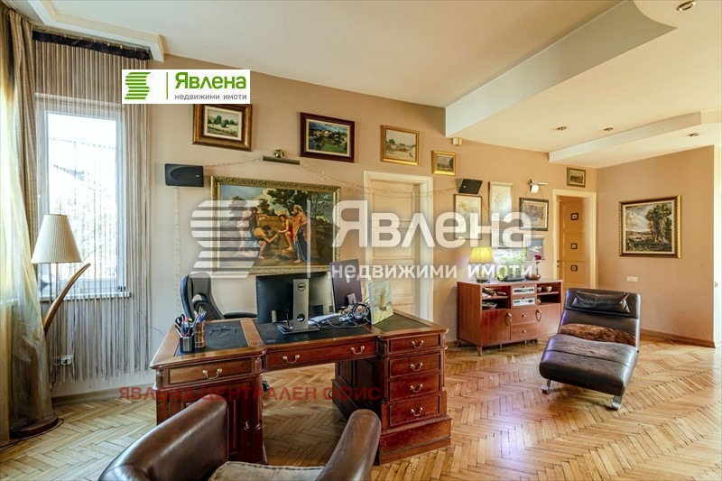 For Sale  2 bedroom Sofia , Tsentar , 129 sq.m | 20530727