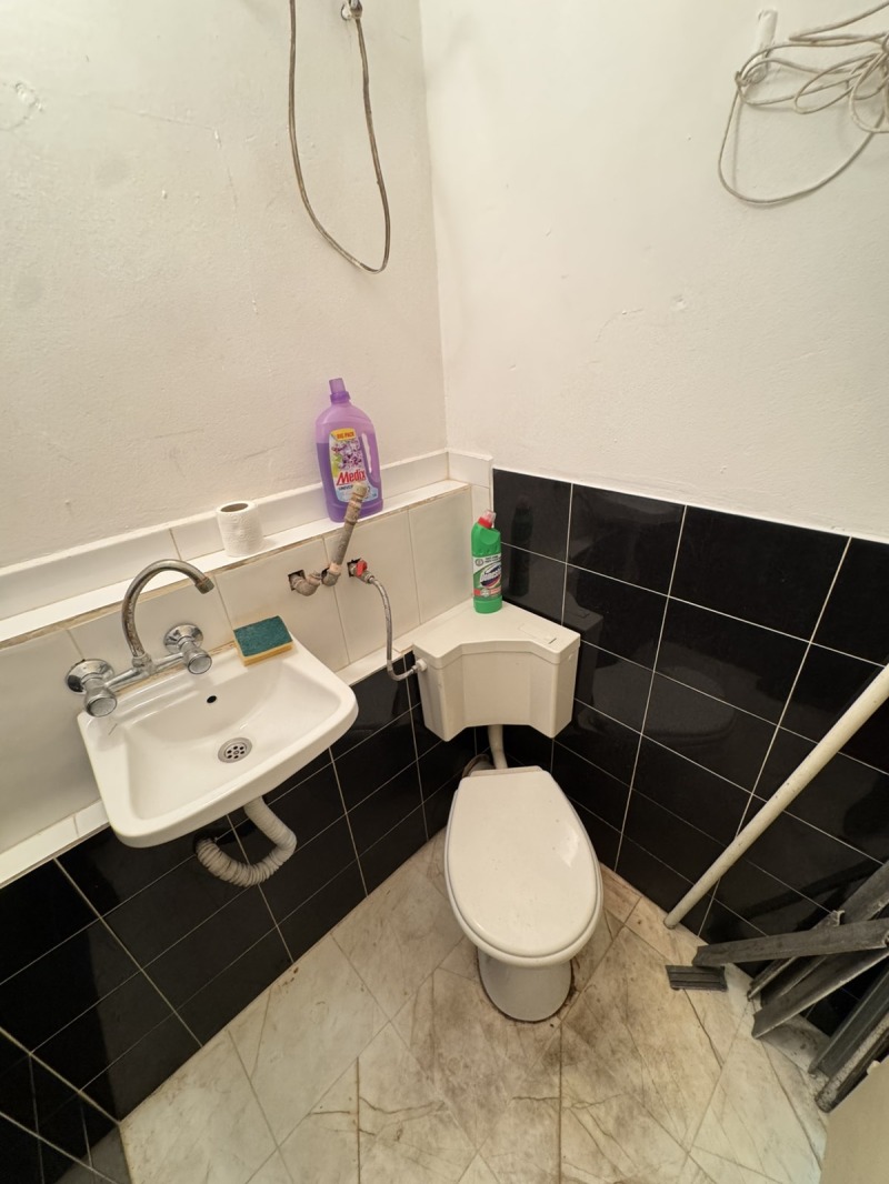 Продава МАГАЗИН, гр. Бургас, Център, снимка 3 - Магазини - 52488684