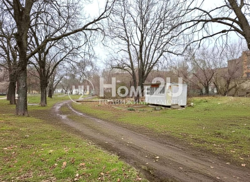 Продава ПАРЦЕЛ в област Шумен, гр. Нови пазар - 484 кв.м / 63 000 € » 123 217.29 лв., HOME2U