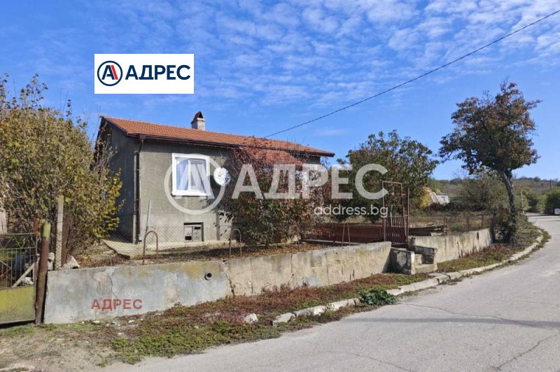 Продава КЪЩА, с. Ботево, област Варна