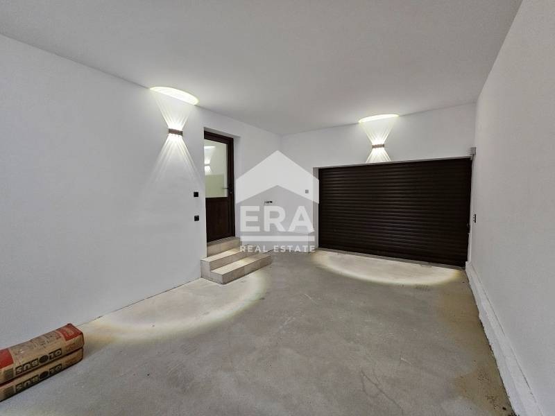 Продава КЪЩА, с. Ново село, област Велико Търново, снимка 6 - Къщи - 53602615