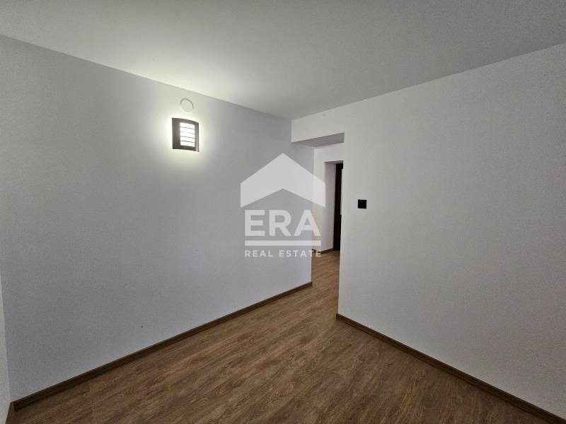 Продава КЪЩА, с. Ново село, област Велико Търново, снимка 3 - Къщи - 53602615