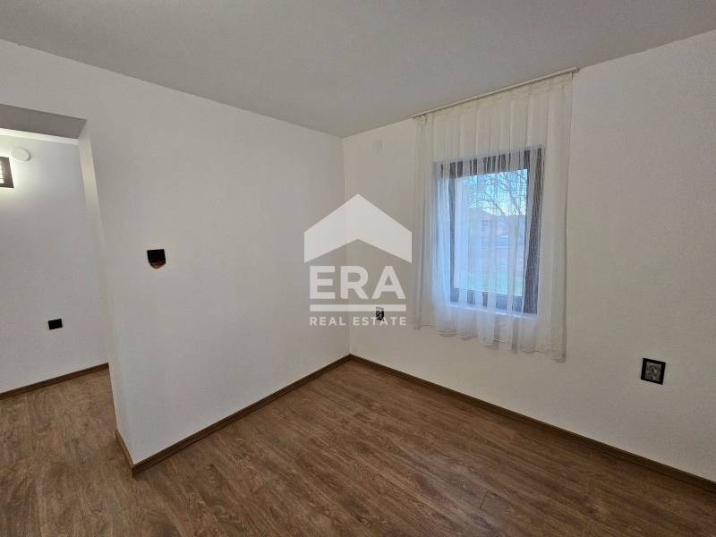 Продава КЪЩА, с. Ново село, област Велико Търново, снимка 8 - Къщи - 53602615