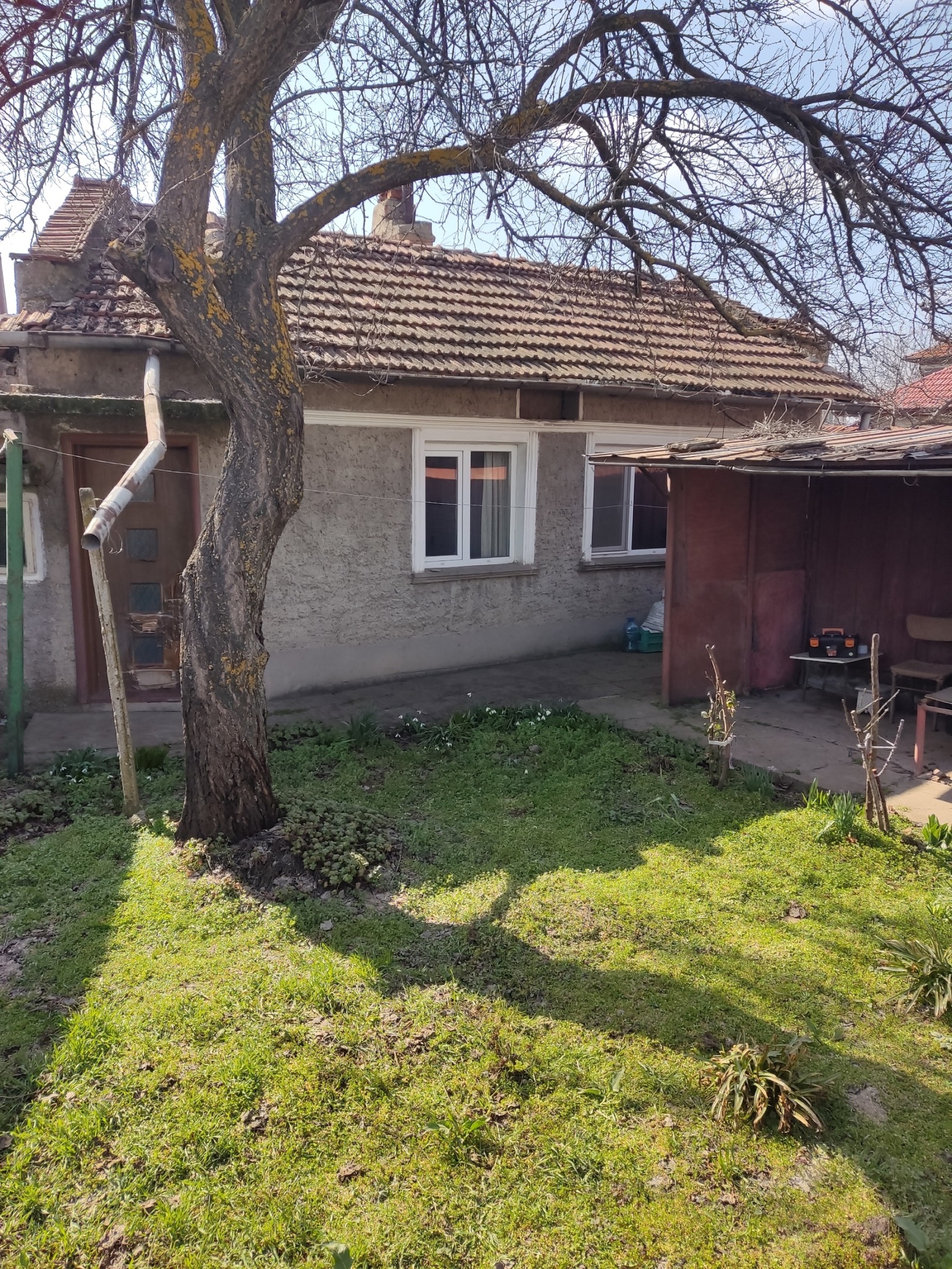 Продава КЪЩА, гр. Исперих, област Разград, снимка 3 - Къщи - 54560415